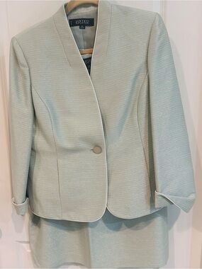 Kasper Women's Mint Green 3 Piece Suit - 14P